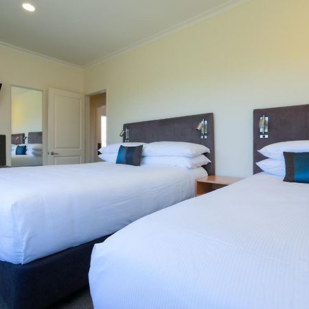 Regal Palms Resort Роторуа Екстериор снимка A typical motel room